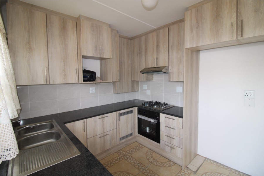 To Let 3 Bedroom Property for Rent in Amalinda Eastern Cape